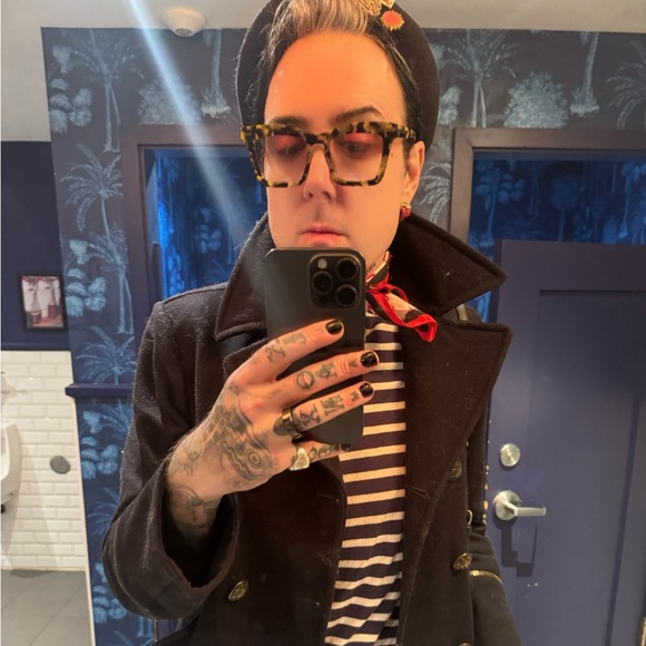 Meet your Posher, Matt - Picture 1 of 1